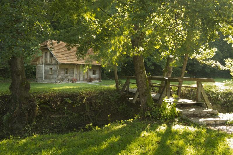 Domacija Seruga Countryside Hotel Novo Mesto Bagian luar foto