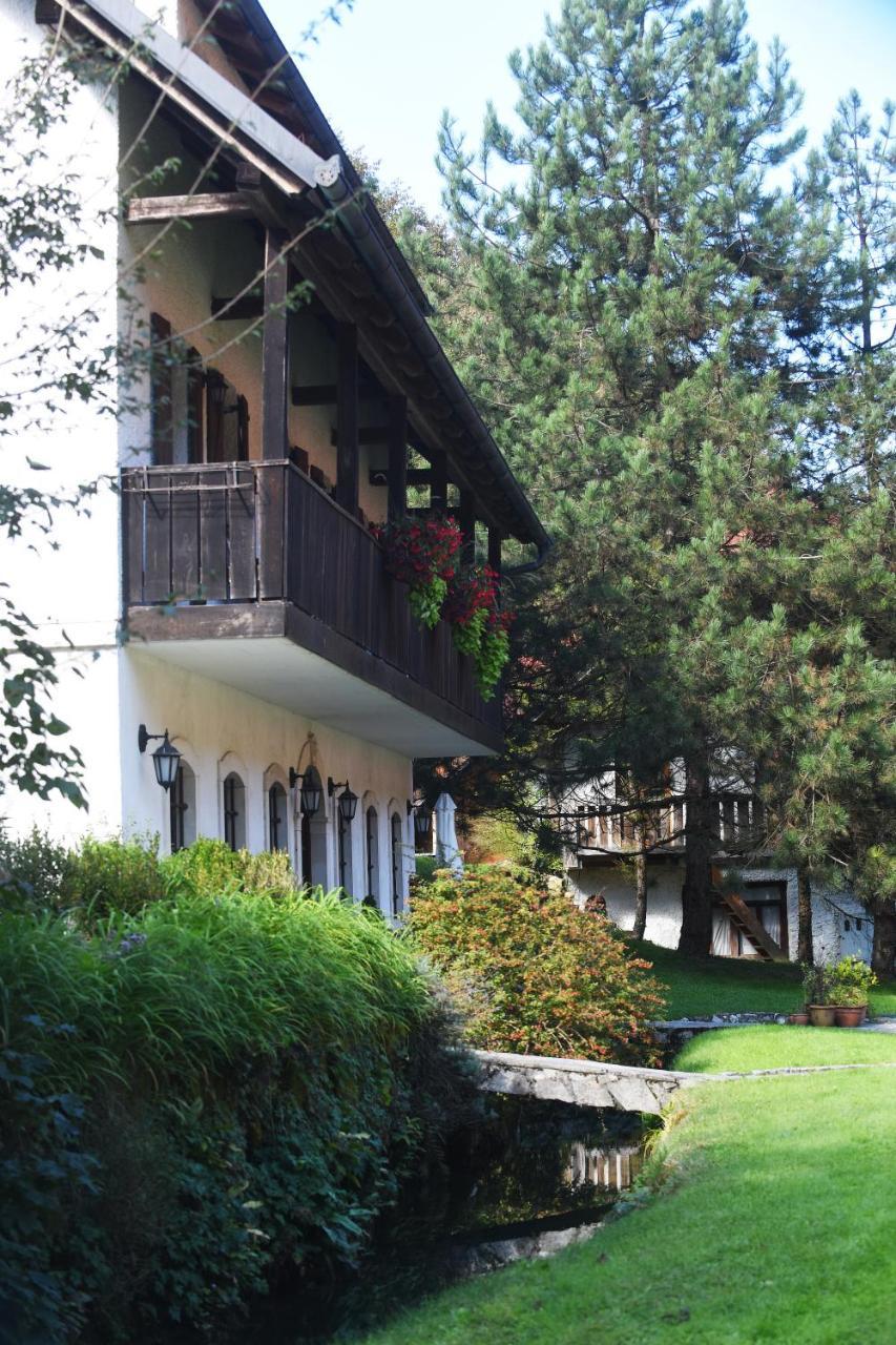 Domacija Seruga Countryside Hotel Novo Mesto Bagian luar foto
