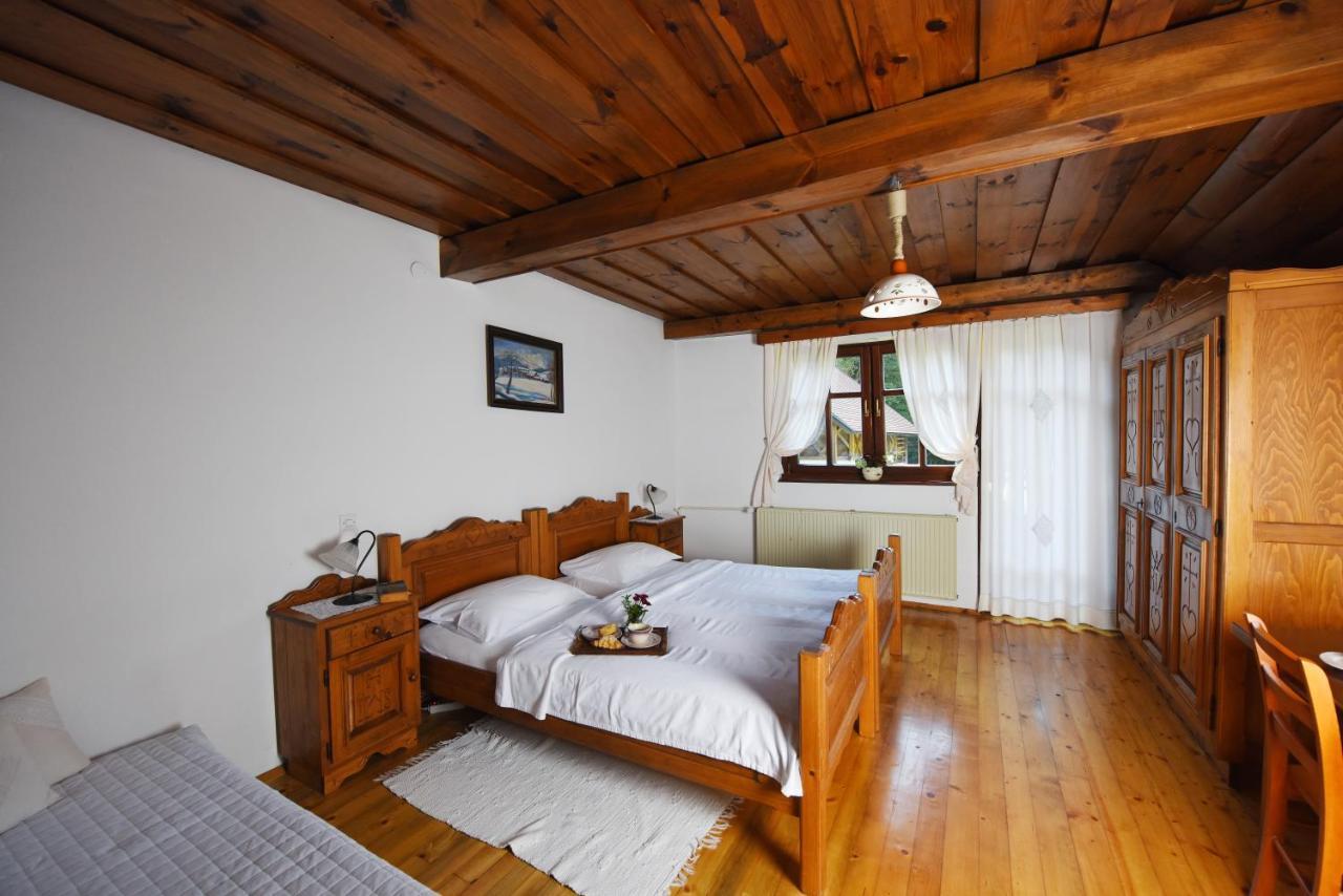 Domacija Seruga Countryside Hotel Novo Mesto Bagian luar foto
